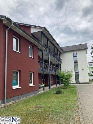 Hausansicht - Laubengang - Hauseingang