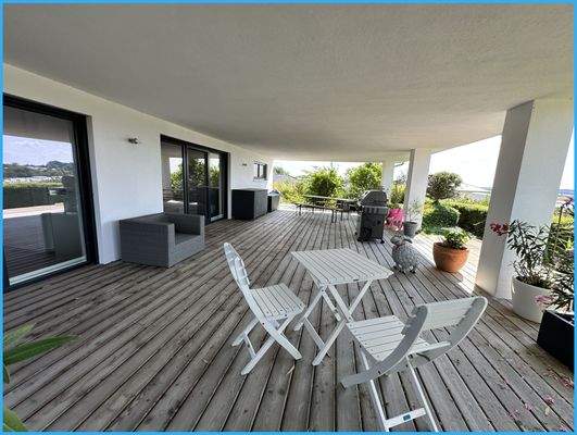 überdachte Terrasse Einliegerwohnung