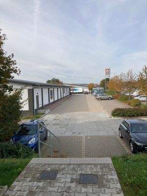 Nachbarmieter Bauteil II (Aldi)