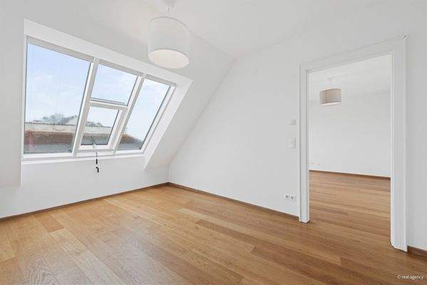 2025-05-05-S01005-030