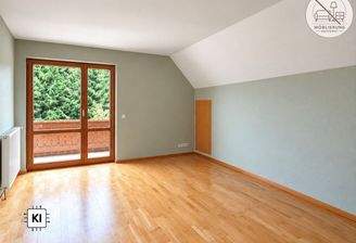 KI-bearbeitet, Schlafzimmer (Möblierung entfernt)