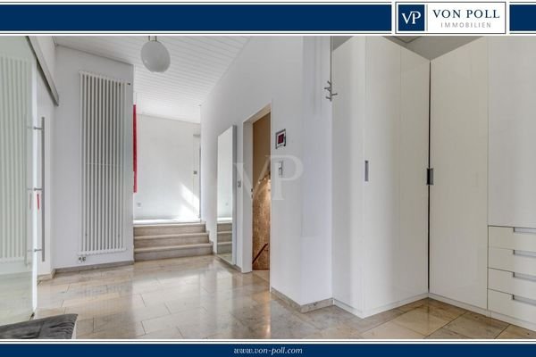Bauhausvilla mit Pool