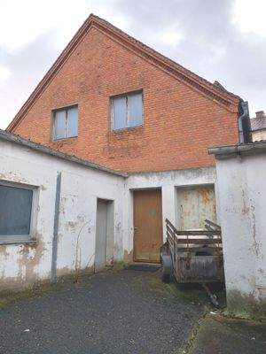 HG3 großes Rückgebäude