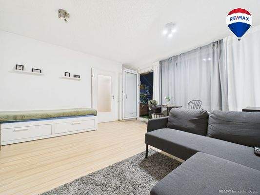 REMAX Immobilien DeLux Eigentumswohnung Zimmer Neunkirchen Mark Borowicz