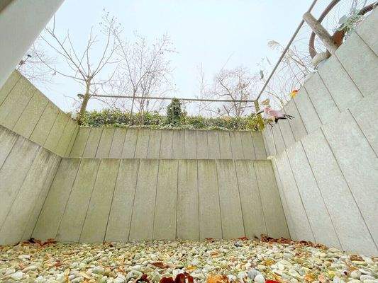 Blick asus den Souterrain nach Westen