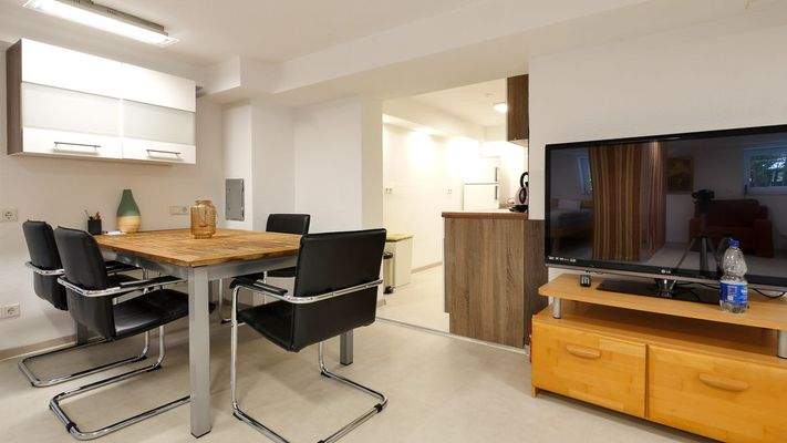 168 TV (1 von 1).jpg