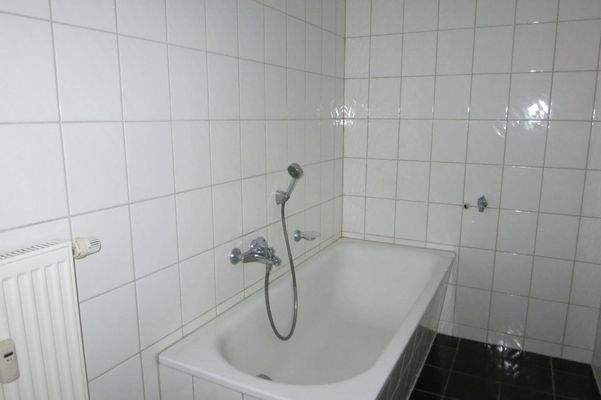 Badezimmer mit Wanne