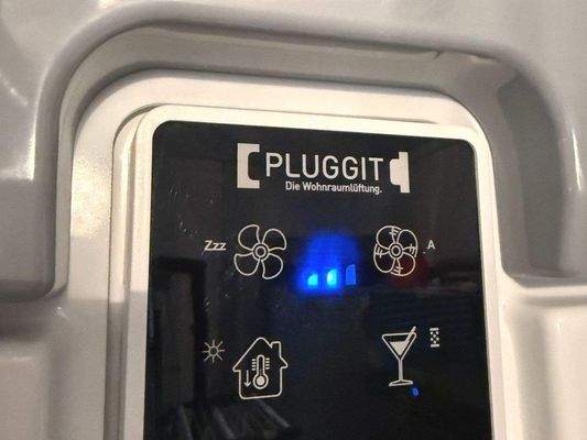 mit Partymodus (kontr. Be- u. Entlüftungsanlage)