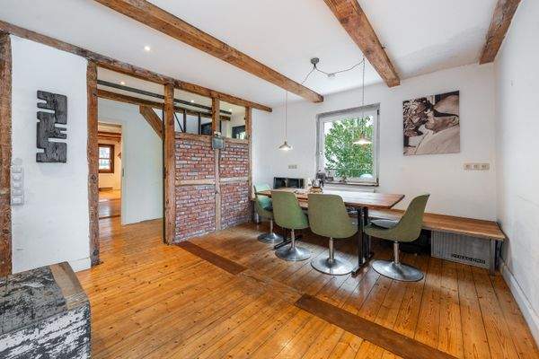 DI - Forbes Global Properties