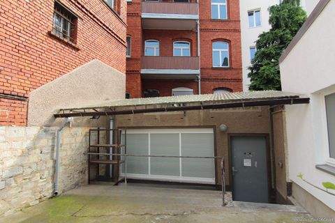 Erfurt Halle, Erfurt Hallenfläche