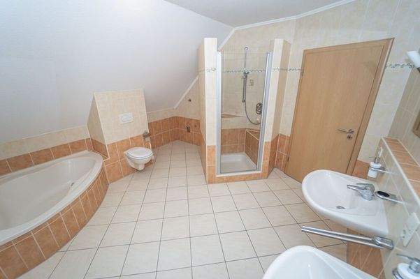 Badezimmer Dachgeschoss