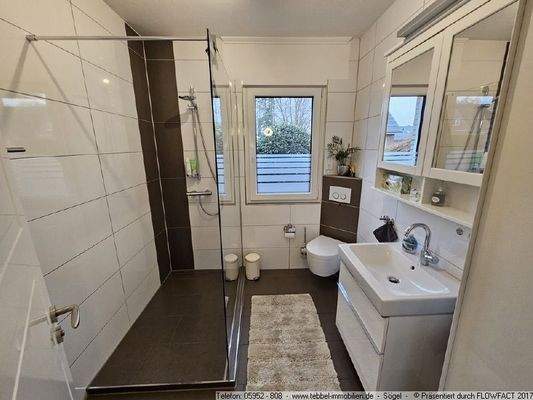 Badezimmer im Erdgeschoss