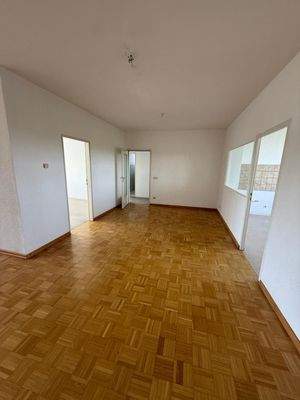 WhatsApp Image 2025-05-15 at 09.58.08 (17)