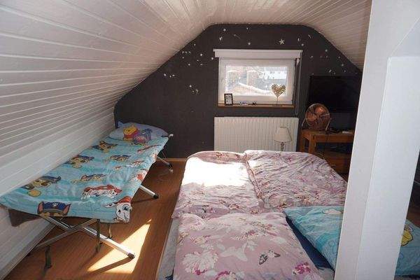 Besuchszimmer im Dachgeschoss.JPG