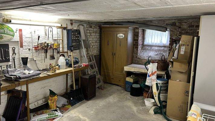 Großer Kellerraum/Werkstatt