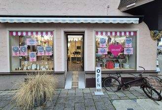 Einheit 3 mit 2 Schaufenstern