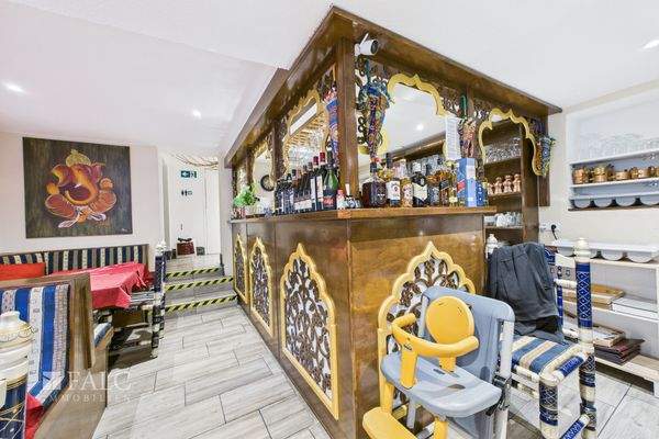 CAM04294G0-PR0028-STILL007