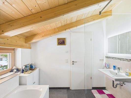 Badezimmer Dusche & Wanne