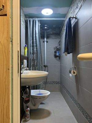 WC mit Dusche