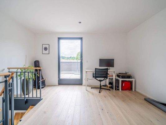 Galeriezimmer mit Dachterrasse