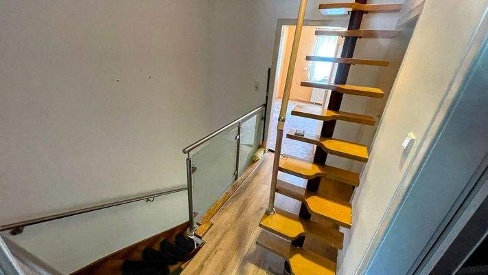 Obergeschoss Flur zum Kinderzimmer 1