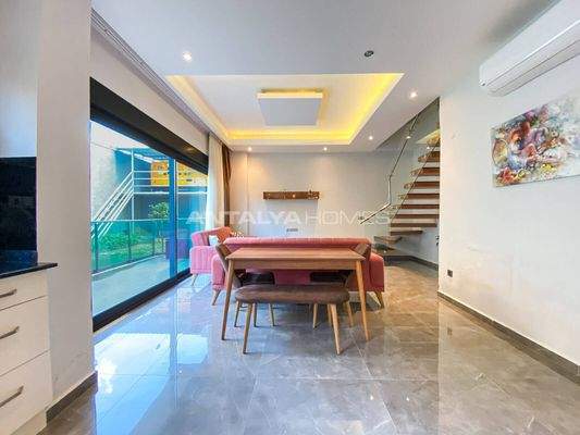 Furnished Property in a Complex 500 M from the Sea in Alanya