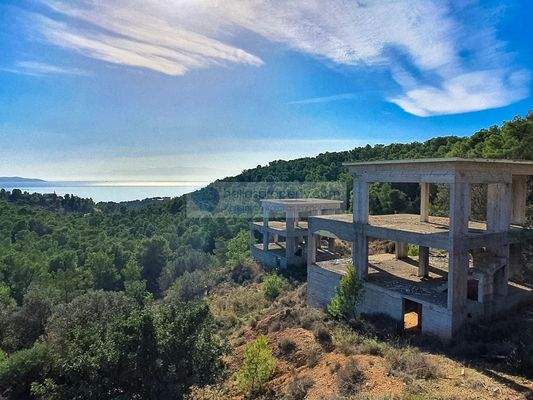 fe13ad45341f4b57b8887cf8111d6d36-original