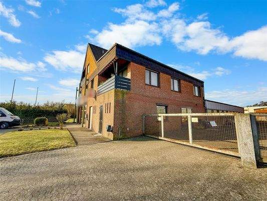 Außenansicht | Zufahrt