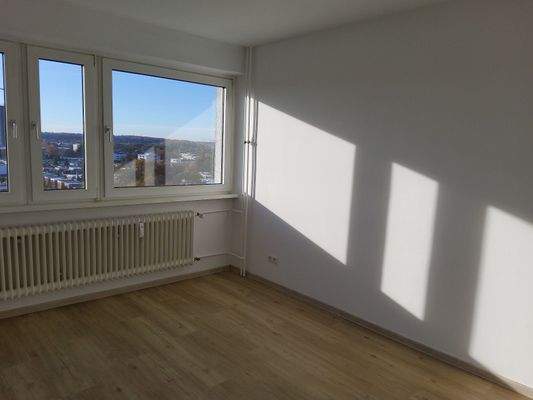 17624179914578998490806816877000