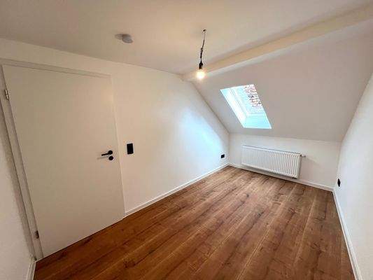 Schlafzimmer 1 DG Vorderhaus