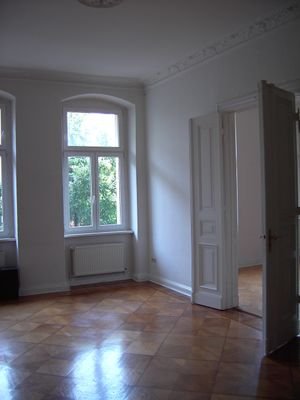 rechtes Straßenzimmer