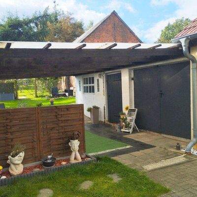 Nebengeäude/Garage/Terrasse zum Miethaus