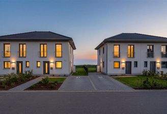 Neubau Doppelhäuser Aura 115