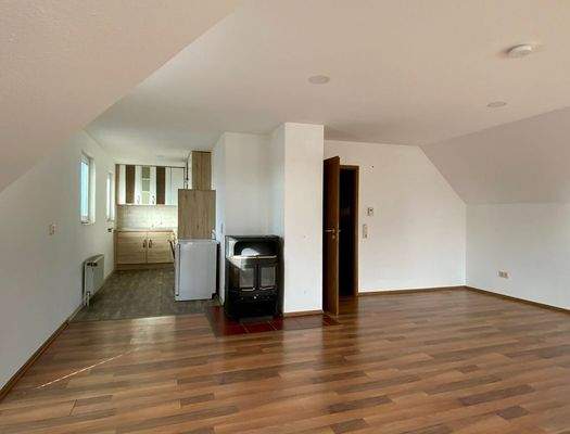 Wohnzimmer mit Küche