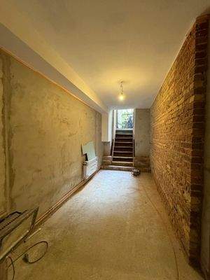 Ausgang zum Hof, Raum 5