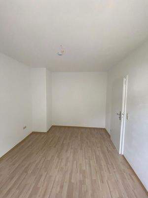 Schlafzimmer vom Fenster geseh