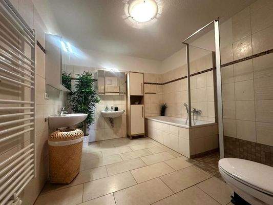 Badezimmer Erdgeschosswohnung