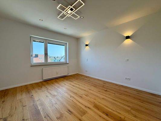 Schlafzimmer (3-Zi renoviert)