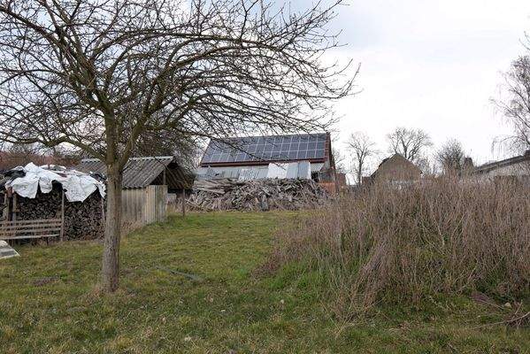 Scheune mit Photovoltaikanlage
