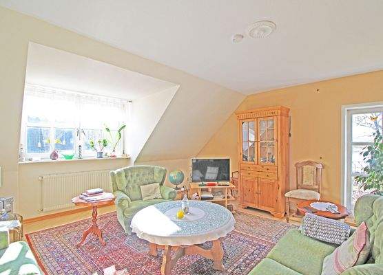 Wohnzimmer in der Einliegerwohnung