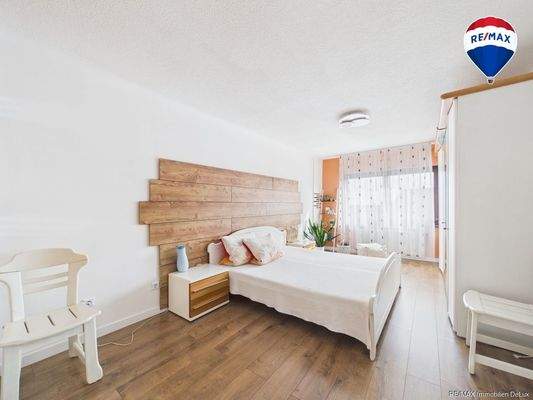 REMAX Immobilien DeLux Haus in Losheim am See - Britten zu verkaufen