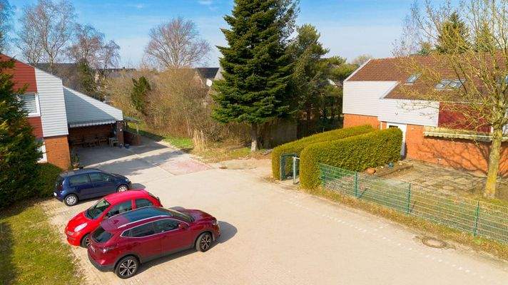 Luftaufnahme Parkplätze