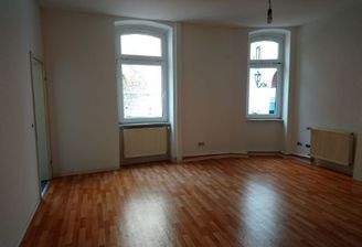 Wohn- und Schlafzimmer Bild 02