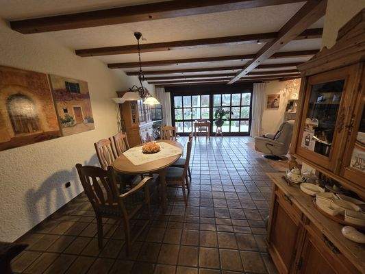 Wohnzimmer (Essbereich) 