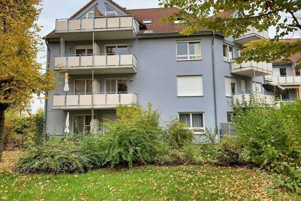 Ansicht des Gebäudes vom Garten