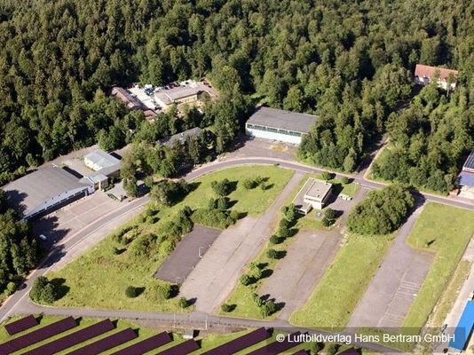 Luftbild Parkplatz von Westen