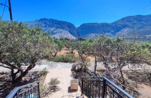 Kreta, Monastiraki: Großes Anwesen mit vielen Möglichkeiten zu verkaufen