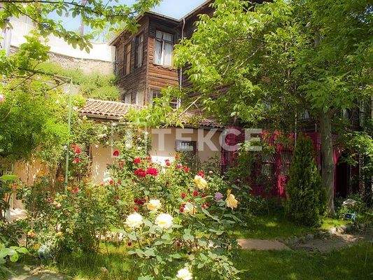 Touristic Historical Mansion in Fatih with Halic and Sea Views