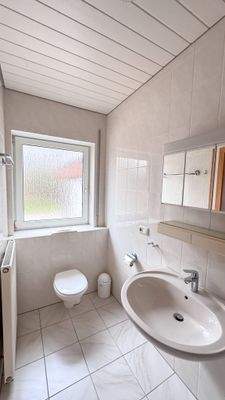 Badezimmer en Suite im  Apartment - Ansicht 2