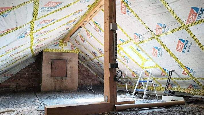 Dachboden gedämmt.jpg